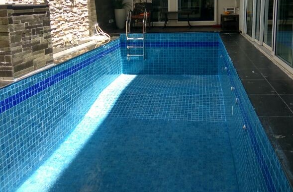 supplier-air-kolam-renang-cikarang